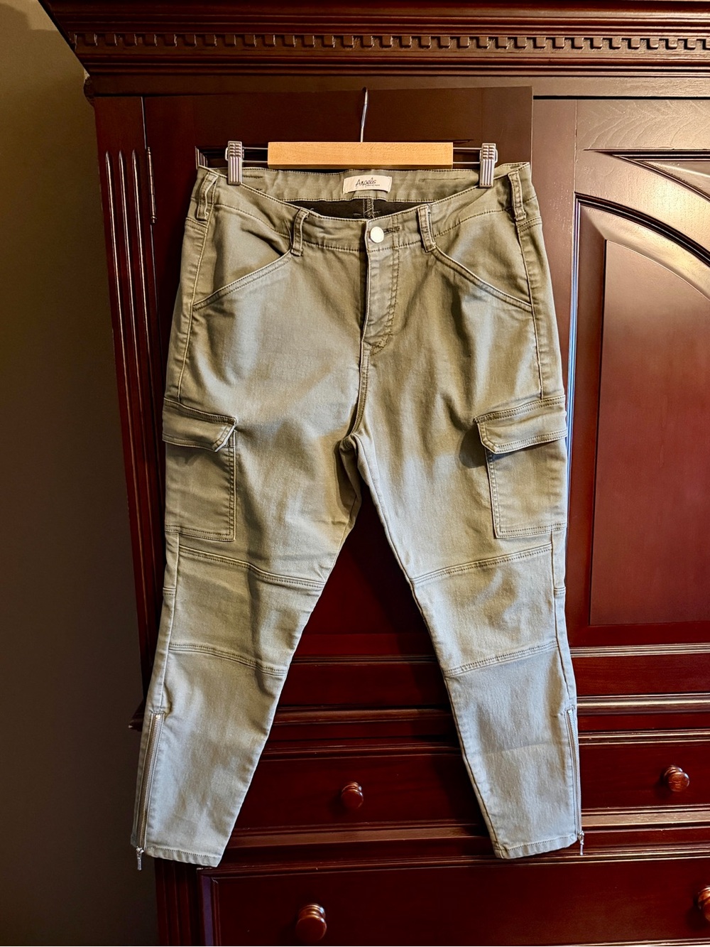 Angels Olive Green Cargo Casual Pants